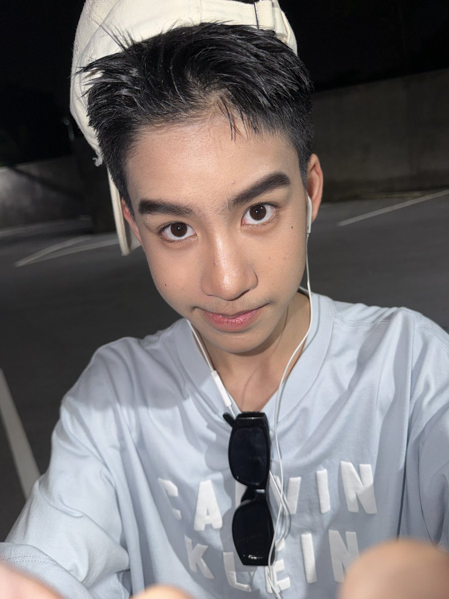 Bossue_suphanut's tweet photo. พี่ๆค้าบบตอนนี้ผู้ติดตามใน X จะ 6767แล้วช่วยกันกดติดตามมได้มั้ยค้าบบ
#BossuSPN https://t.co/RH2BKAvLtd