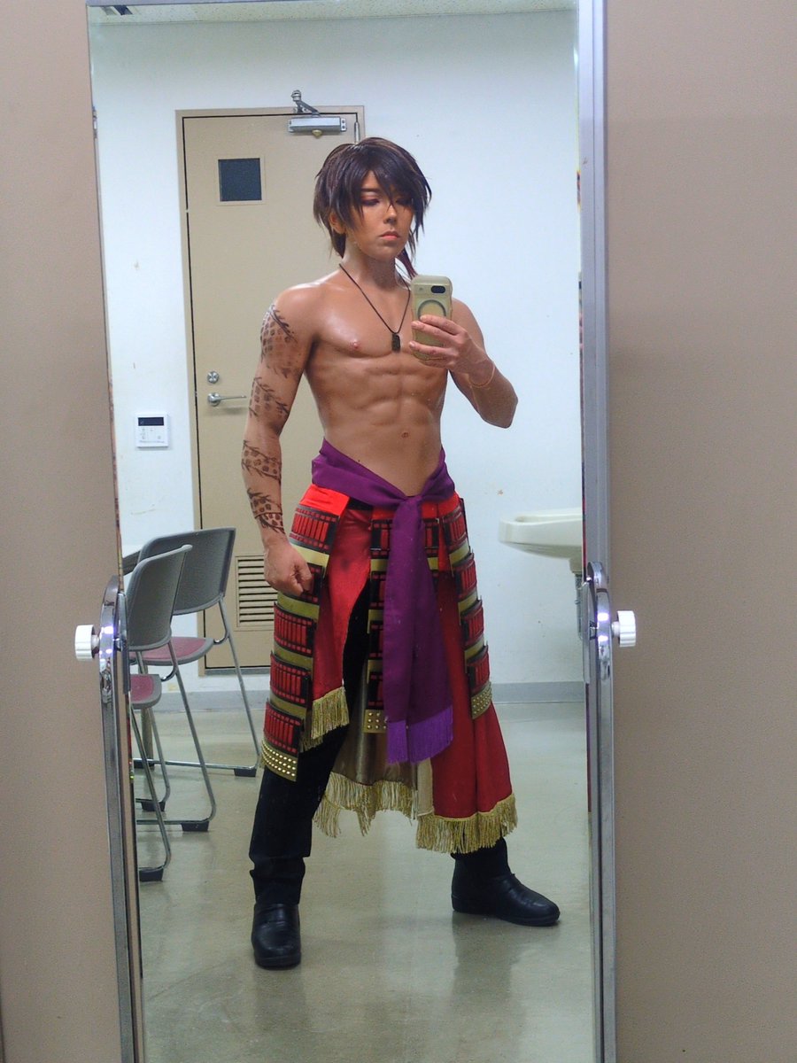 ch1h1r0_ah2fh2's tweet photo. #どろステ ありがとうございました‼️

初演の広光兄弟の物語をもっと詳しく深くコスパフォに活かしてみましたがお楽しみ頂けましたか❓

是非パフォーマンスの感想や写真・動画(チッケム等)があればDMにてお送り下さい🐉🐱

ご挨拶に参ります😊✨

初演はコチラから⬇
https://t.co/t4dXBStPmK https://t.co/eM5Afshz5a