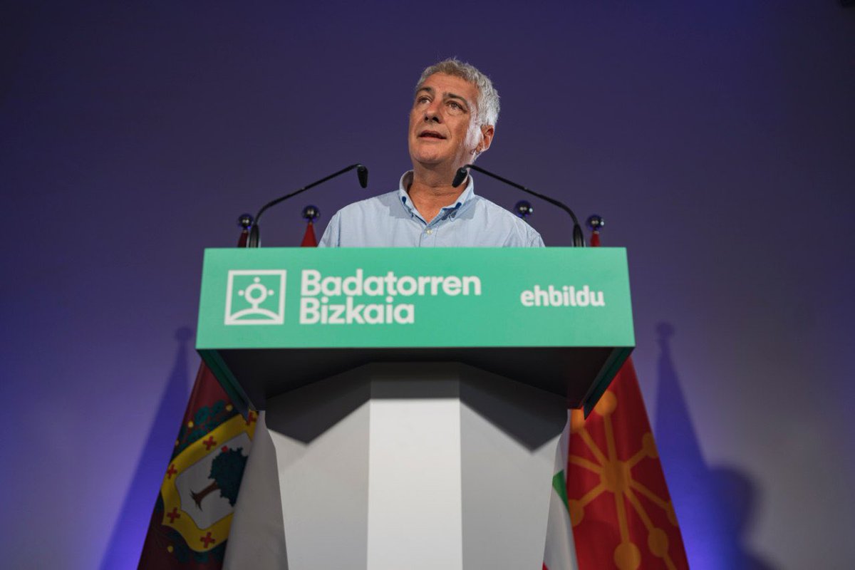 OskarMatute's tweet photo. Quienes defienden a los especuladores y fondos buitre ya están perdiendo. No podemos resignarnos. 

Hay que seguir en la calle y en las instituciones empujando y presionando con voluntad, determinación, valentía y compromiso.

Egurre! ✊ https://t.co/O9fbpQbDlg