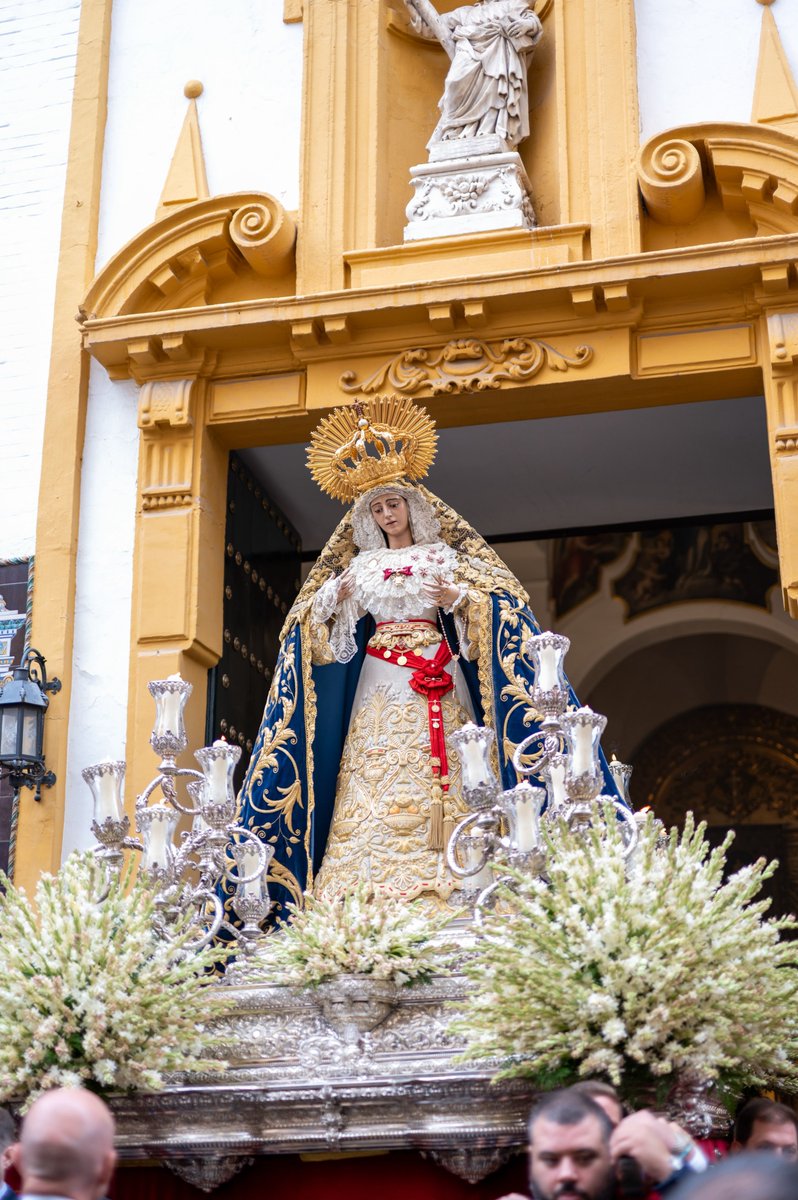 HdadPanaderos's tweet photo. 425 ANIVERSARIO | Galería del traslado de ida al Convento de San Leandro, con motivo del Rosario Extraordinario con María Santísima de Regla Coronada 

📷 Emilio J. Díaz, Manuel Fernández y Luís Felipe https://t.co/9npHo7WFAI
