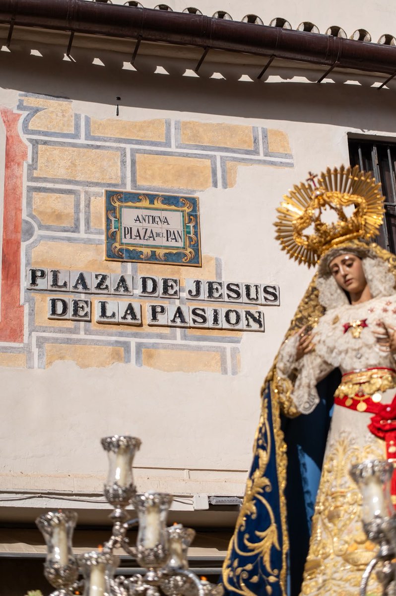 HdadPanaderos's tweet photo. 425 ANIVERSARIO | Galería del traslado de ida al Convento de San Leandro, con motivo del Rosario Extraordinario con María Santísima de Regla Coronada 

📷 Emilio J. Díaz, Manuel Fernández y Luís Felipe https://t.co/9npHo7WFAI