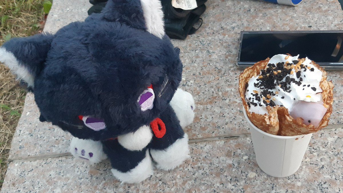 theg_86's tweet photo. 퇴근,..다들 수고하셨어요 https://t.co/s3VqcvJEgO