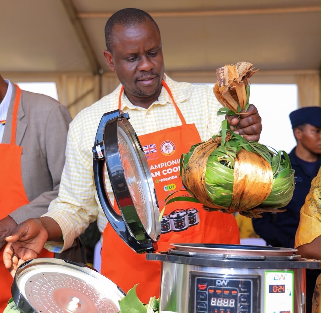 AmberEnergyUg's tweet photo. The clean cooking revolution starts in our kitchens.
With Amber Stoves, households can embrace innovative cooking solutions featuring re-usable volcanic stones and modern technology. ♻️
📞 0200922886 / 0793193289
📍 Bwaise
#AmberEnergySolutions #CleanCooking #AmberStoves https://t.co/QQ8xGtCgz1