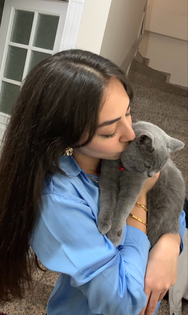 nazlicannabi's tweet photo. 🐾🤍

#4EkimHayvanlarıKorumaGünü https://t.co/OYvzBNCC2S