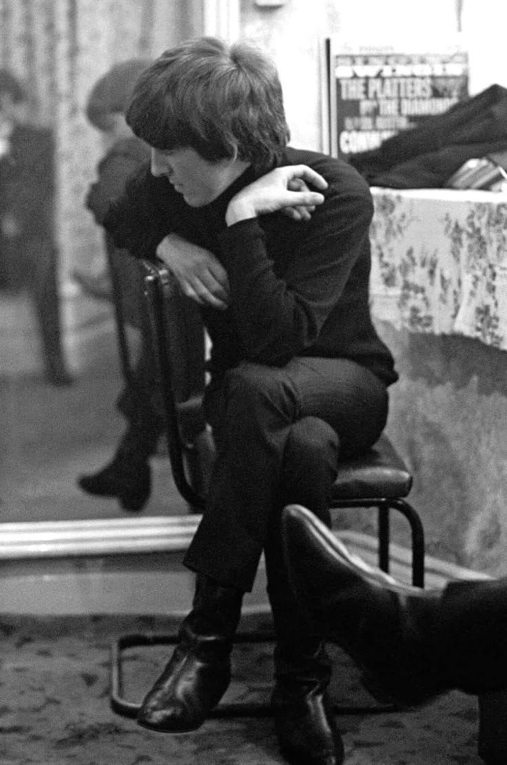 elininthe60s's tweet photo. George Harrison sitting down https://t.co/s2XLkI5Qcr