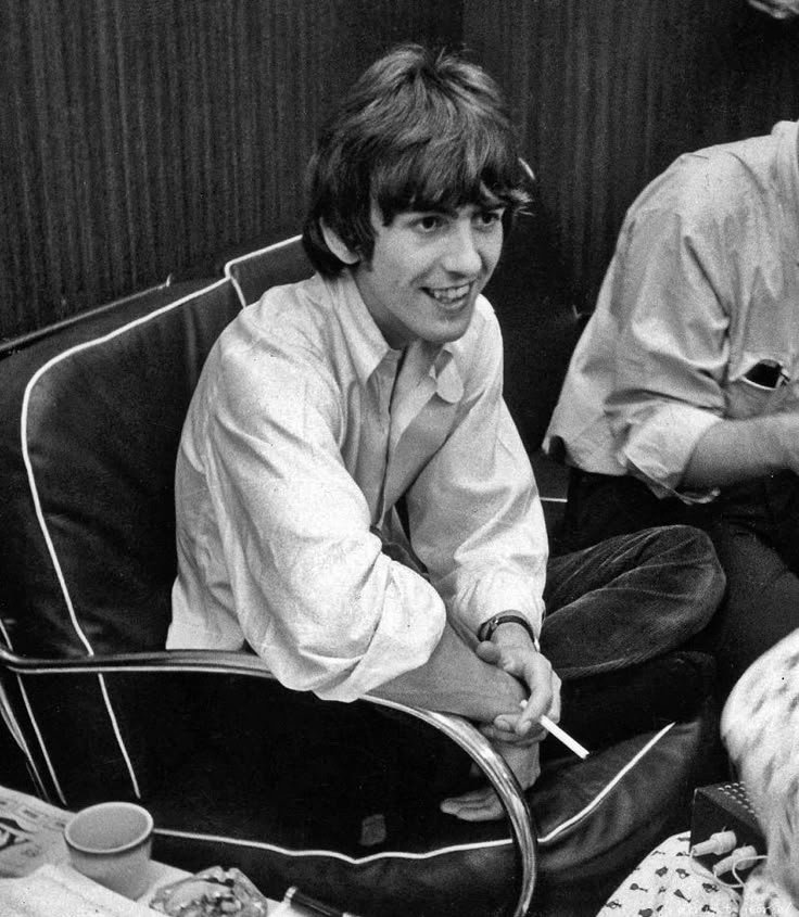 elininthe60s's tweet photo. George Harrison sitting down https://t.co/s2XLkI5Qcr