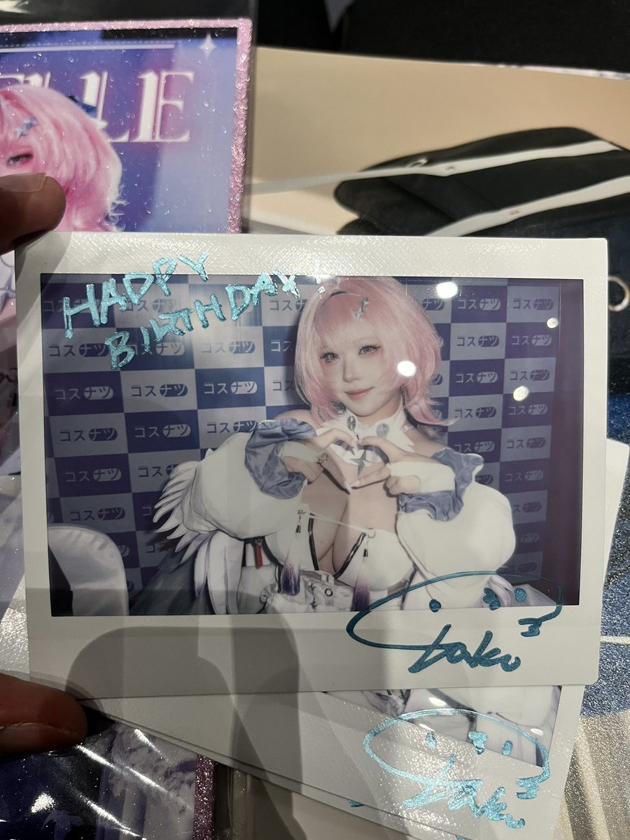 freinezz's tweet photo. @Takomayuyi So beautiful and cute💕

It's like the birthday gift, Thank you💖 https://t.co/9YpDD1rXh1