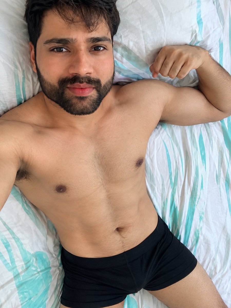 Srathee15's tweet photo. rest time 😴 https://t.co/WbrTTW3qe4