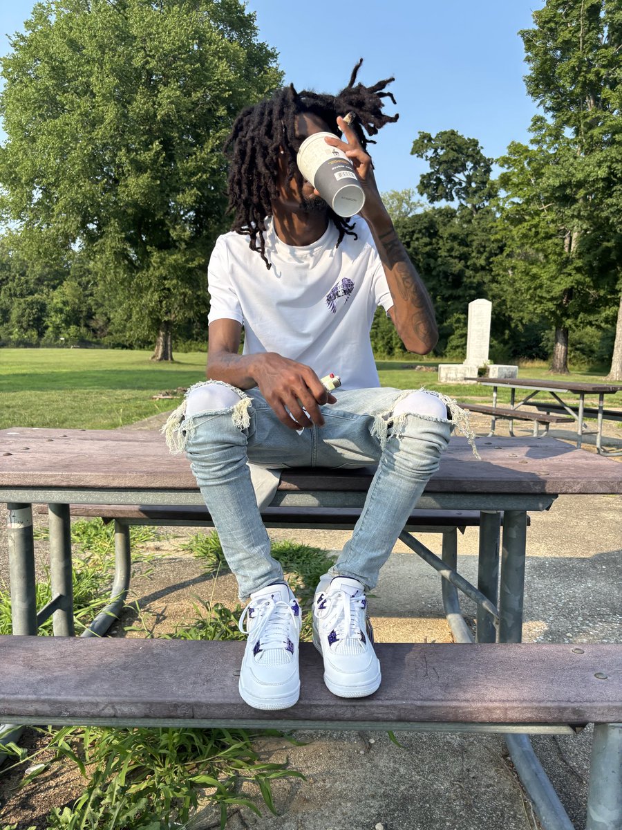 _yungsuav's tweet photo. 💜🖐🏾 #dmv https://t.co/8EHmAF8WxX