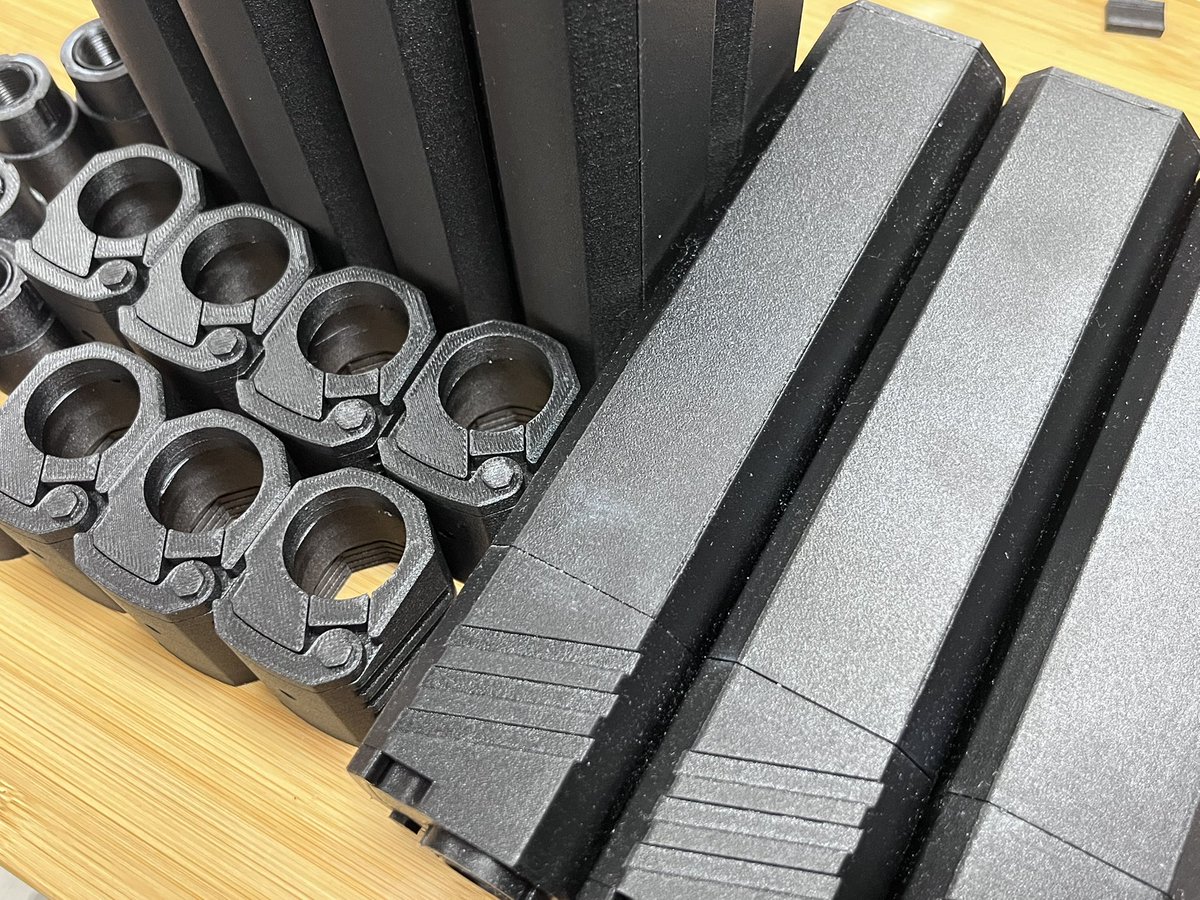 UKAs_craft's tweet photo. たきなの銃向けの
軽量オスプレイタイプサプレッサ(約62g)
※消音機能はございません。
※14mm逆ネジ仕様

生産開始しました！
来週土曜には販売予定です！

アウターバレル・ハイサイトについては量産向けを現在開発中です。 https://t.co/nkEmNj0l1p