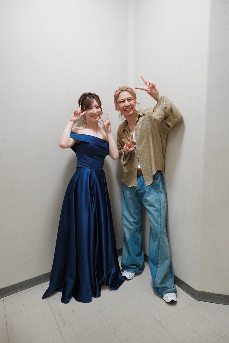 okamiya_kurumu's tweet photo. KURUMU OKAMIYA 1st Concert
「The Fanfare」東京公演2日目
ご来場誠にありがとうございました！

本日のゲスト、唯月ふうかさん！
「SPY×FAMILY」でご一緒させていただきました！姉さああああん！！！
初めてちゃんとデュエットをさせていただけて嬉しかったし、本番の合間に来てくださって本当に感謝でいっぱいでした！
SPY×FAMILY観に行きます！！
明日で終わっちゃうの寂しいなぁ、、
最後まで全力で届けます！
盛り上がっていきましょう！！！📣

#1stくるコン