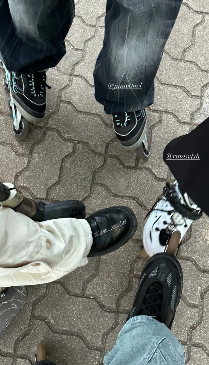 milkymoonss's tweet photo. #문현빈 #MOONHYUNBIN
#금진호 #GEUMJINHO
#강현우 #KANGHYUNWOO
#유준원 #YUJUNWON
2024⛸️ 2026🛼 https://t.co/bavhayHUXo