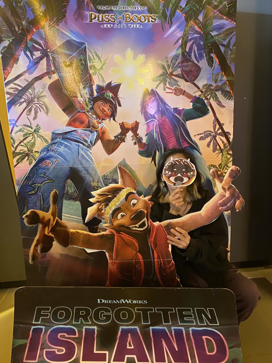 auGeneous's tweet photo. I finally watched “Forgotten Island” together with my cousin and sis.

Anyways I really recommend for #pupals to watched this and I bet Sensei Cuu will definitely love Manang. 👀

That duwende’s butt reminds me of Sensei lol 😗😌

 Sus mar yosep!! Tayo na! 🖤🖤🖤 https://t.co/nKPfCGRVfk