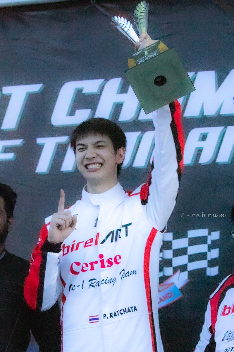 _zrebrum_'s tweet photo. เก่งที่สุด พูดภูมิใจซ้ำๆล้านครั้ง 🏆🥇

#maxky_rp #maxkybyZ https://t.co/8aOaMvvQ3f