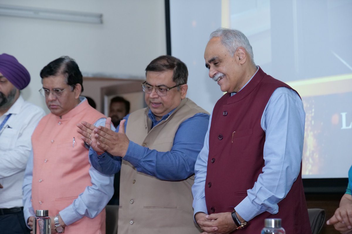 CSIR_CSIO's tweet photo. 🎉 85th CSIR Foundation Day!

CSIR-CSIO celebrates a major milestone with the inauguration of the DSIR-funded CRTDH in Renewable Energy &amp; Electronics at its Chennai Centre. 🌱⚡

@CSIR_IND @dgcsirIndia 
#CSIR #CRTDH #ViksitBharat https://t.co/mpvStwRmSB