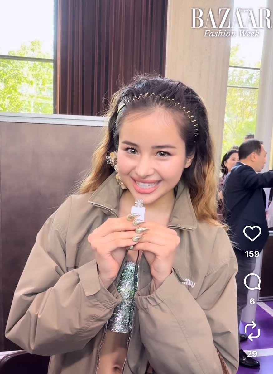 kori_EMC's tweet photo. ちょっと待って！！！！？？？？？？？？？？？？？？？
HARVEY×miumiu輝きすぎてる！！？？？？？？？？？
かわいすぎない？？？？？？？スタイリングの掛け合わせが天才すぎない？？？？似合いすぎだよ！！！！！最高すぎる…！！！！！

#HarveyxMiuMiu #MiuMiuSS27 #HARVEY @MIUMIUofficial #PFW https://t.co/5pf69uaPZJ