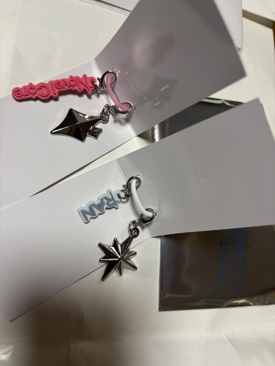 Cherryb02511516's tweet photo. @xo4ez 検索より失礼致します。
JISOOを求めておりまして、
所有しているのがこちらになります。
ご検討お願いいたします。 https://t.co/MpqAQKW6GI