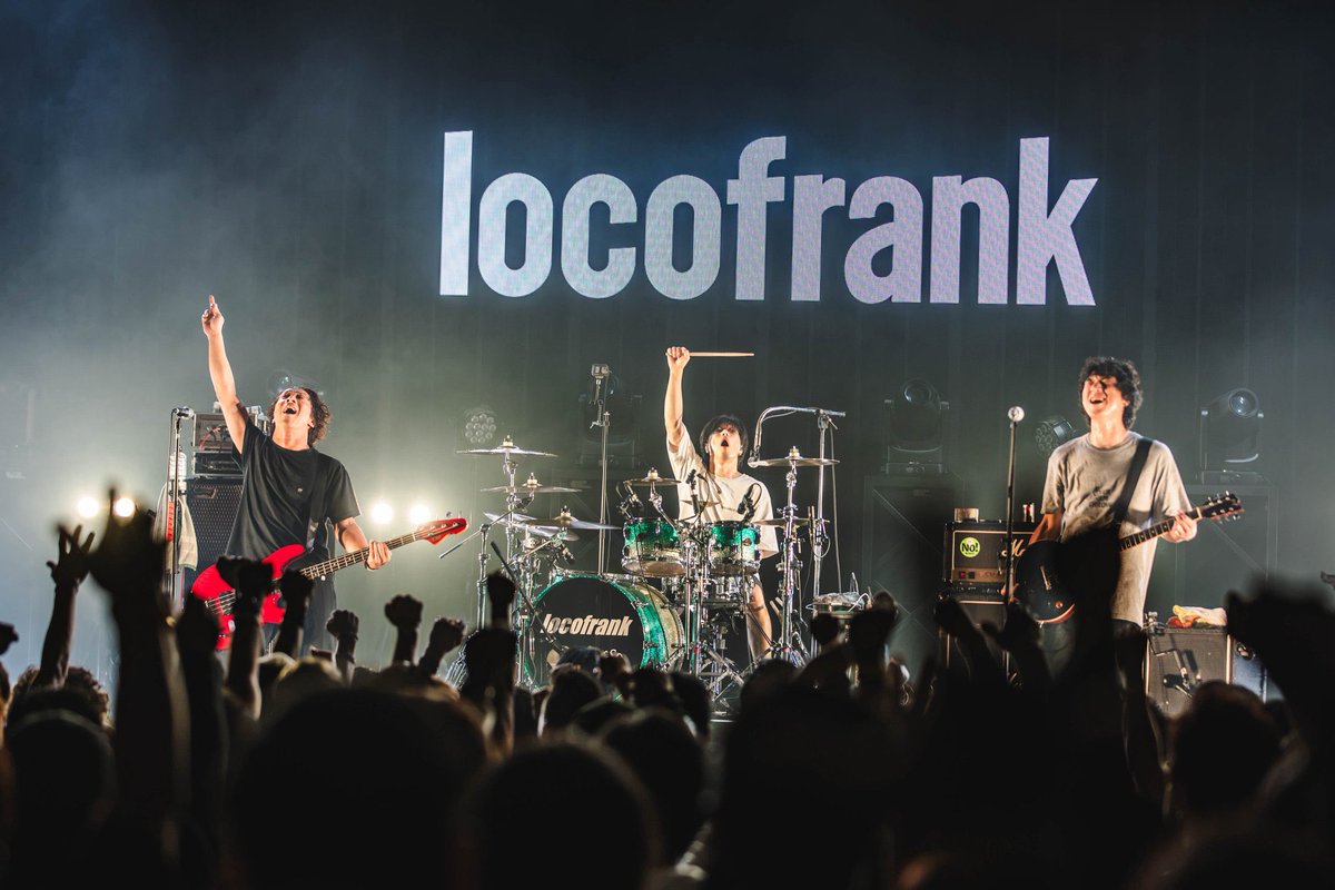 info_locofrank's tweet photo. 【本日のlocofrank LIVE】

2026.10.04 sun.
KNOCK OUT MONKEY 25th Anniversary Tour FINAL 猿爆祭2026
📍GORILLA HALL OSAKA

ありがとうございました🔥

Photo by マッサン
#KNOCKOUTMONKEY
#locofrank https://t.co/BVIa8CcadN