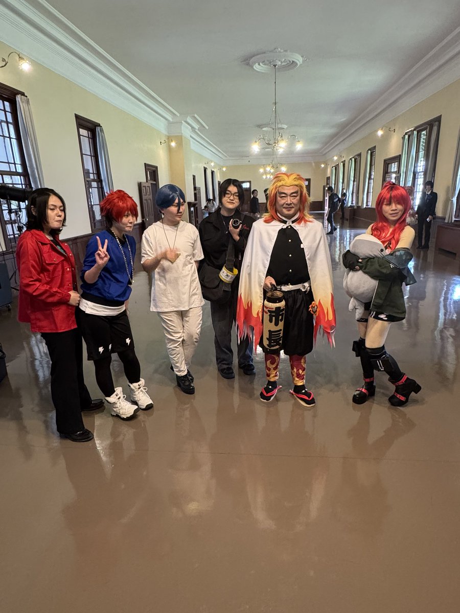 TanikawaMasato's tweet photo. 第九回目となる若者文化コスプレイヤーの集い「ヒロコスタ」が弘前市内の歴史的建造物旧弘前偕行社とヒロロを舞台に開催されました。私もコスプレイヤーへのリスペクトを表し、親近感を持ってもらうため、煉獄杏寿郎になりきって参加しました🔥 https://t.co/SXVOhURkkD