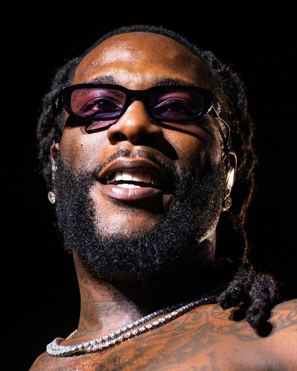 AlbumTalksHQ's tweet photo. 🚨IT'S OFFICIALLY BEEN 450 DAYS SINCE BURNA BOY LAST DROPPED SOLO MUSIC 😮‍💨 https://t.co/FinNalQqnP