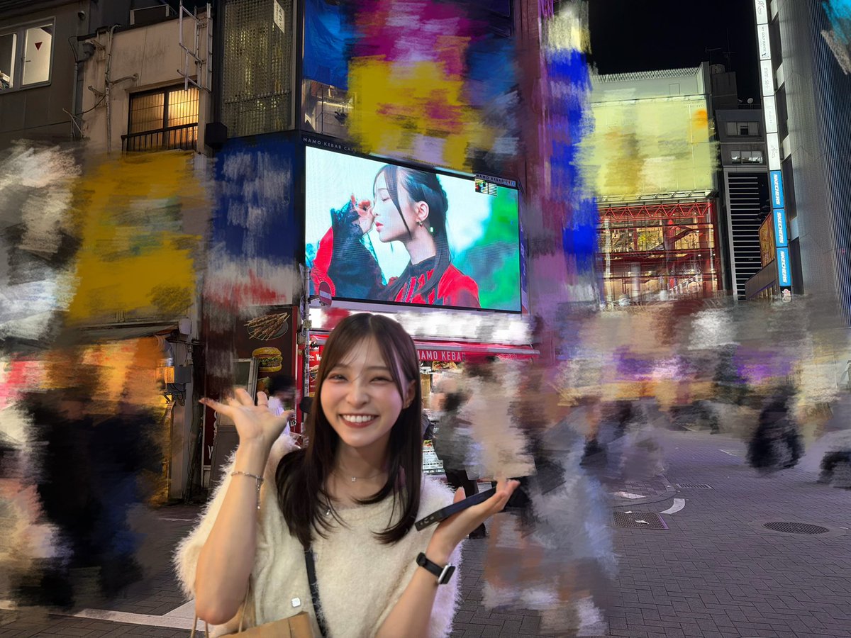 Hiyori_Seno_'s tweet photo. AsIs最新曲『羅針盤』
街頭ビジョン見に行ってきたよ~ꉂ📢

大きい画面に自分たちが映ってて
😳‼️の気持ちだった…！🥺
見に行ってくれた方もポストしてくれたり
本当に拡散ありがとうございます！

本日までの放映になっているので
まだの方はぜひ見てみてね☺️⟡.· https://t.co/nsUzTlpmMZ