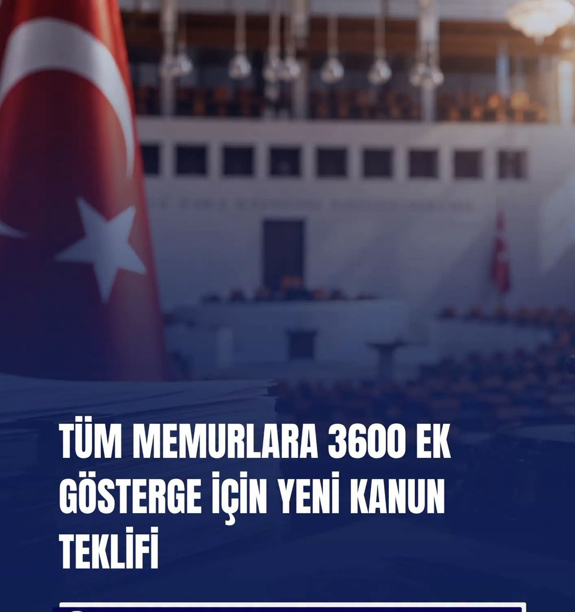 SancaktarSamet's tweet photo. TÜM MEMURLARA 3600 EK GÖSTERGE İÇİN YENİ KANUN TEKLİFİ

Kamu görevlilerinin uzun süredir gündeminde bulunan 3600 ek gösterge konusunda TBMM’ye yeni bir kanun teklifi sunuldu.

Adana Milletvekili Ayhan Barut tarafından sunulan teklifte, yükseköğrenim mezunu olup 1. dereceye ulaşan tüm kamu görevlilerinin ek göstergelerinin 3600’e yükseltilmesi öngörülüyor.

Teklifte ayrıca, aynı hizmet sınıfında görev yapan ancak öğrenim durumu ve dereceleri farklı olan kamu personelinin ek göstergelerinde de artış yapılmasına yönelik düzenleme yer alıyor.

Düzenlemenin yasalaşması halinde kapsam dahilindeki memurların emeklilik hakları ve emekli aylıkları açısından önemli sonuçlar doğurması bekleniyor.

⚠️ Teklif henüz yasalaşmış değil. TBMM’deki yasama sürecinin tamamlanması gerekiyor.