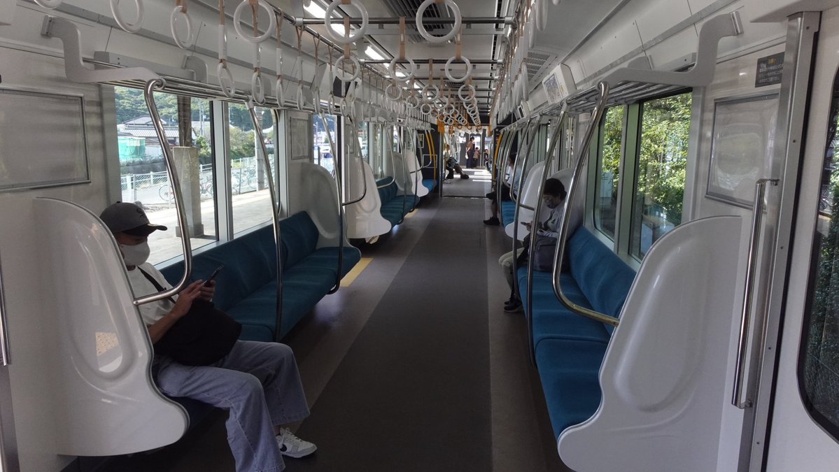 MsVuqk's tweet photo. 10月1日より運行開始した琴平電鉄66年ぶりの新型車両2000形に乗車してきました！#琴平電鉄 #新型車両 #2000形 #香川 https://t.co/0dlsYEktSb