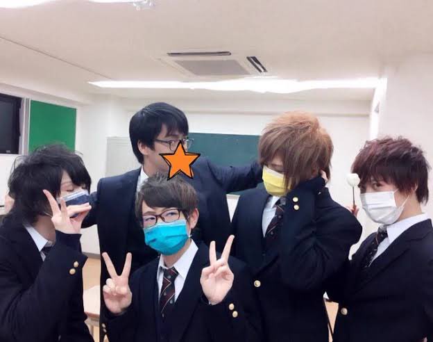 irro_ha2's tweet photo. この時期に戻りたいって解釈でおk？
茶髪まふメロすぎ https://t.co/rTXR04YVtV