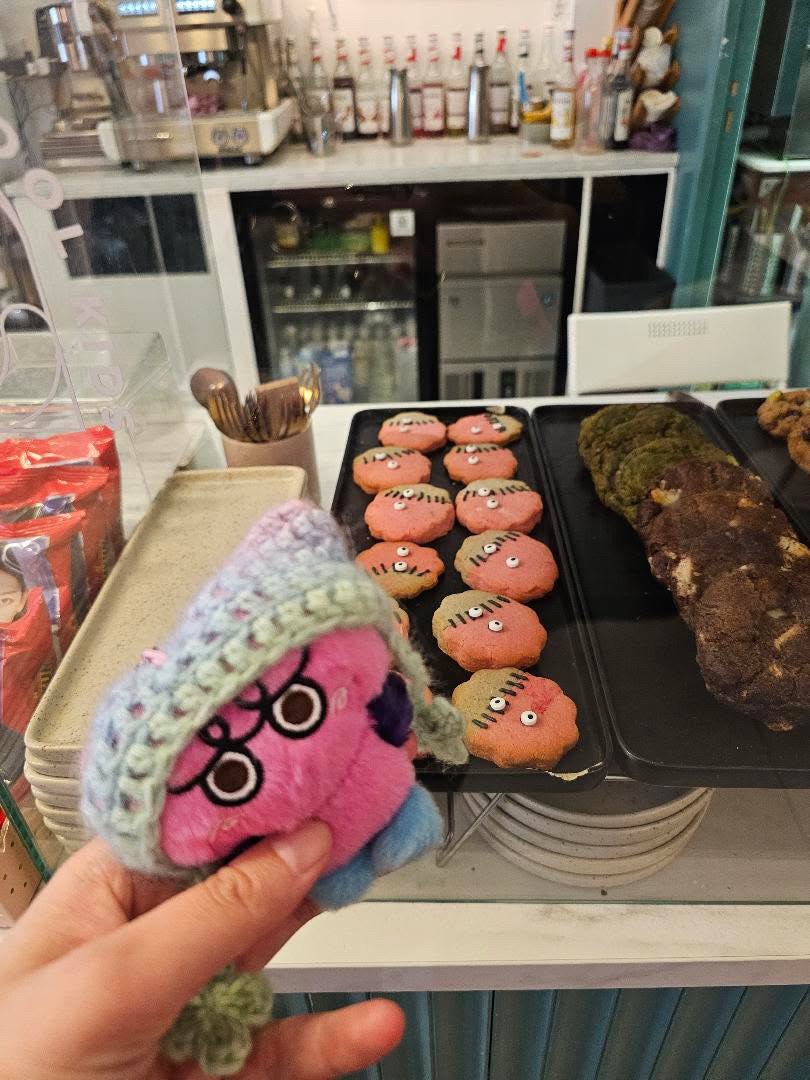 SHINeevent_fr's tweet photo. Adorable menu avec plein de boksillee !! 🥰 @kpopisfcoolkids https://t.co/M97t3aWcQC