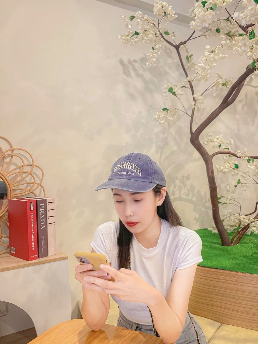 LulaShindlaq's tweet photo. 3💖"ตอนแรกก็ไม่เชื่อ จนกระทั่งลองใช้เอง... ไอเทมลับที่บิวตี้บล็อกเกอร์เกาหลีโหวตให้เป็นอันดับ 1!" 🦋 ครีมกันแดดเนื้อซูเฟล่ บางเบา คุมมัน

• นวดผ่อนคลาย

🆔 bew5547

https://t.co/M6c48QlLSu

#รับงานนครปฐม นครปฐม https://t.co/gT2ILz07W3