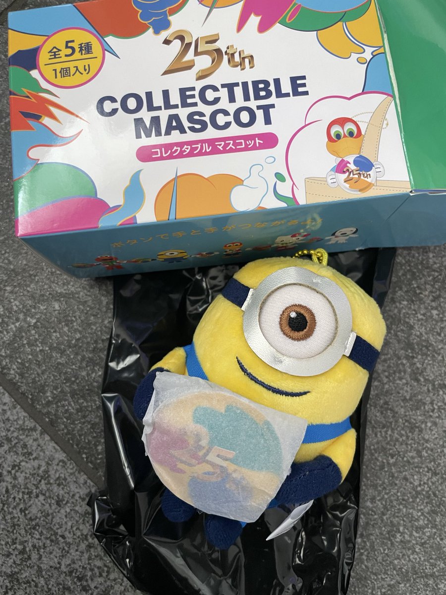 mickeydaesung's tweet photo. 【交換】 
ユニバーサル スタジオ ジャパン 
ユニバ  USJ 25周年 　
コレクタブルマスコット

【譲】ミニオン

【求】スヌーピーまたは定価

川崎または横浜にて手渡し希望です。
難しいとは思いますがよろしくお願い致します。 https://t.co/HmBtbajRow