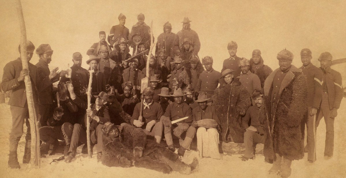 DarinaMarty's tweet photo. Los "soldados búfalo" eran tropas afroamericanas segregadas que los EEUU emplearon en las guerras contra los pueblos nativos americanos en las famosas Guerras Indias y en las guerras expansionistas contra España y México. https://t.co/FF4MlXcXNQ