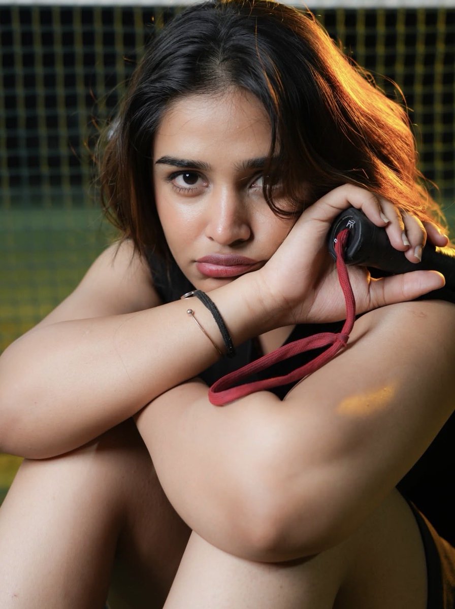swaasthii's tweet photo. Bro is lucky for this Face Card ❤️❤️

Tennis player Varsha 🎾🎾 https://t.co/AZCNDAZtE5
