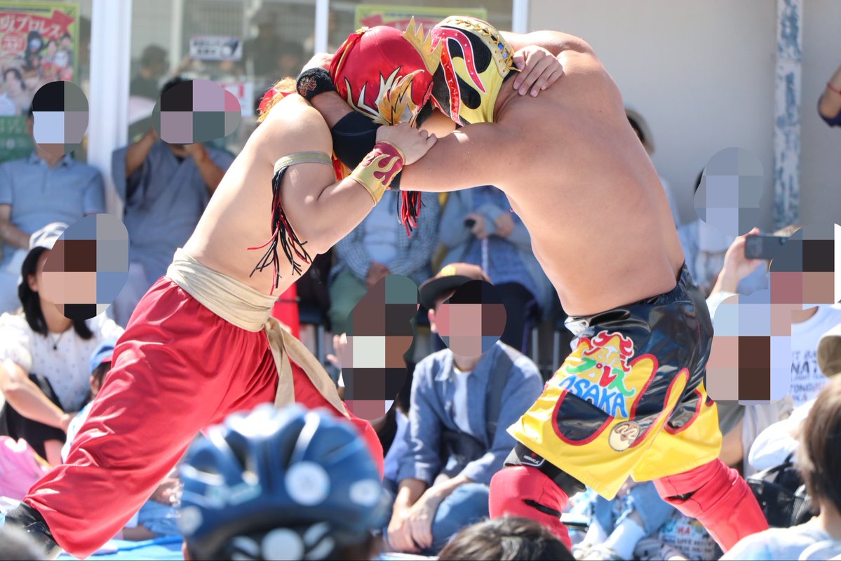rodemugasuki's tweet photo. (っ ॑꒳ ॑c)ゎ‹ゎ‹ #タコヤキーダー #SUZAKU #VerteX #大阪プロレス #伊丹ショッピングデパート https://t.co/ae4f3aeRSt