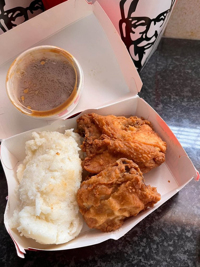 msiziworld's tweet photo. The only meal that makes sense today KFC https://t.co/0otFtC2x9i