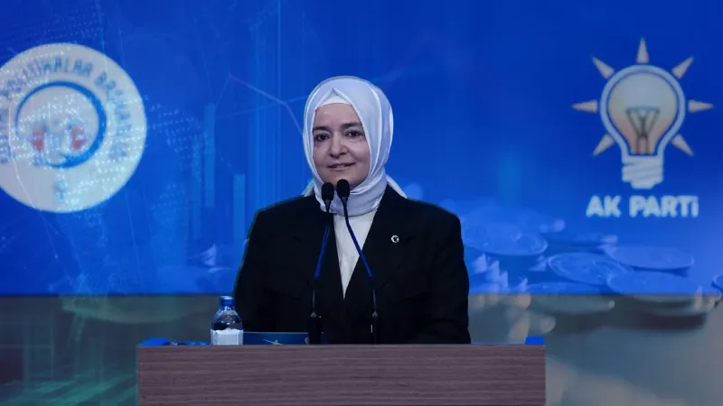 t24_com_tr's tweet photo. Fatih Altaylı: Fatma Betül Sayan Kaya'nın şimdi de 'özel kalem müdürleri' rezaleti ortaya çıktı, bu asla doyurulamayacak bir açgözlülüktür

https://t.co/1851ANwBrS

https://t.co/lMZ8ZI0Zib https://t.co/U9PerMevFf