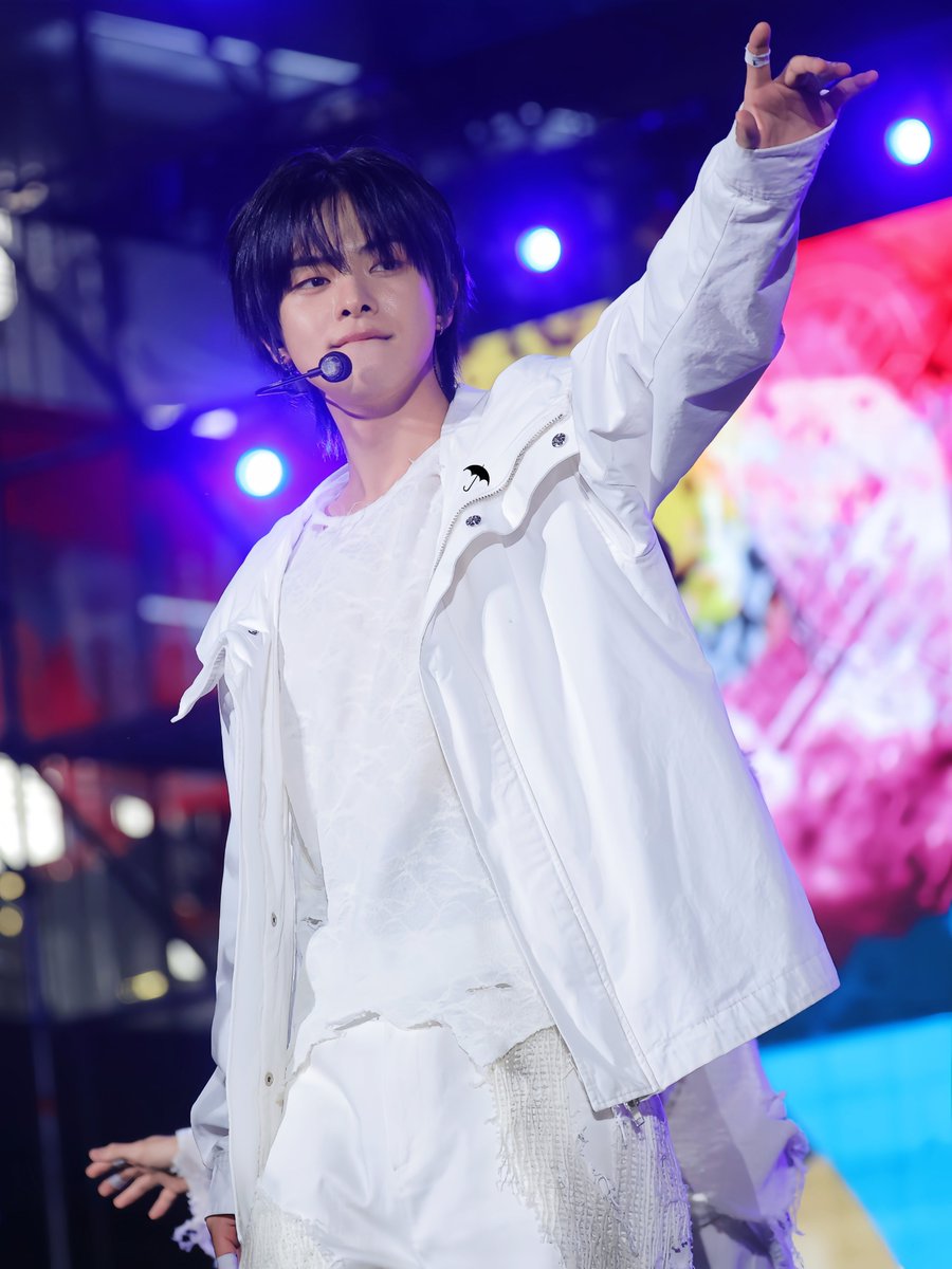 rainyleo0822's tweet photo. 261004
#이리오 #리오 #LEO #リオ #李理悟 #ALD1 #알파드라이브원 #ALPHADRIVEONE https://t.co/NiN112ust7