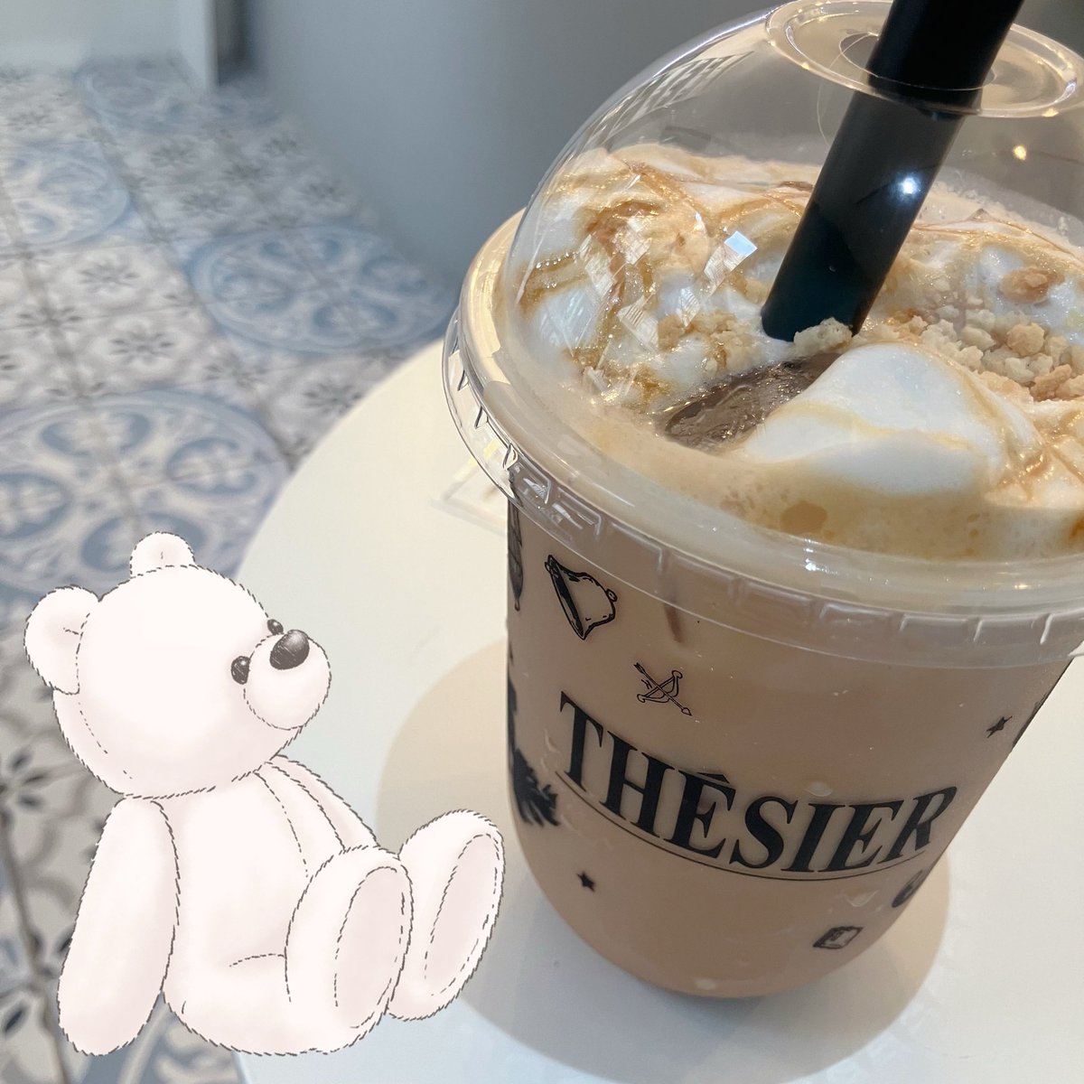 s2__oxxx's tweet photo. リピしてきた🍎♡気になるホットはまた次回のたのしみに！ https://t.co/W2yq6LvE1l
