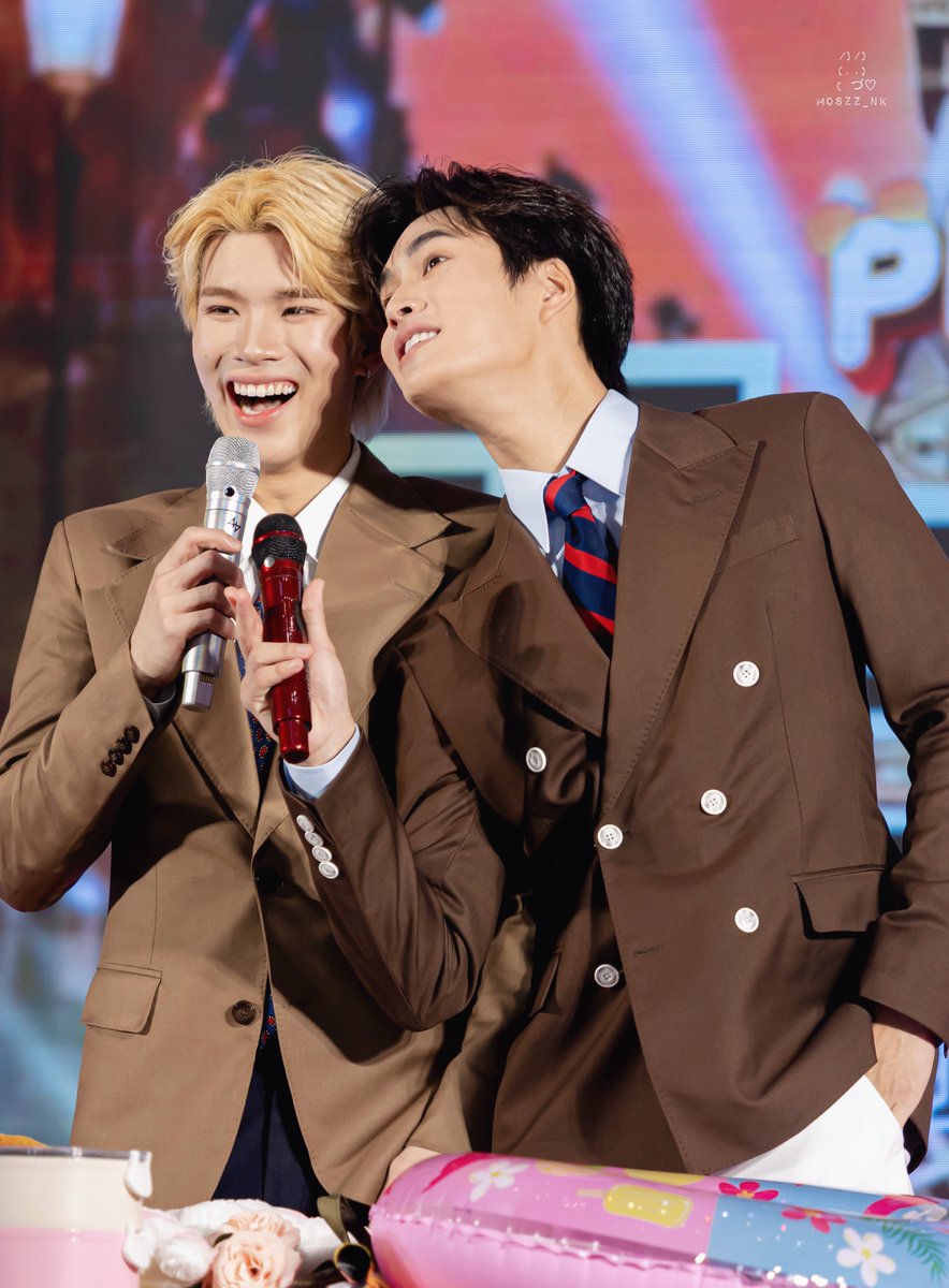 moszz_nk's tweet photo. 261004 อยากเติมกันเองแหละป้าว่า 55555555555555555555555555555555

GEMINIFOURTH LKN AT PATTAYA

#NEKKOxGFLKNinPattaya
#GeminiFourth #เจมีไนน์โฟร์ท
#Gemini_NT #Fourthnattawat https://t.co/KIApTQmRuY