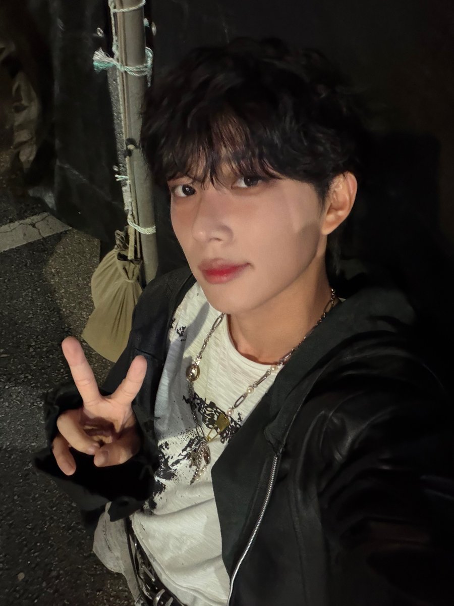 P1H_members's tweet photo. #P1Harmony #THEO https://t.co/73Xtc58OYA