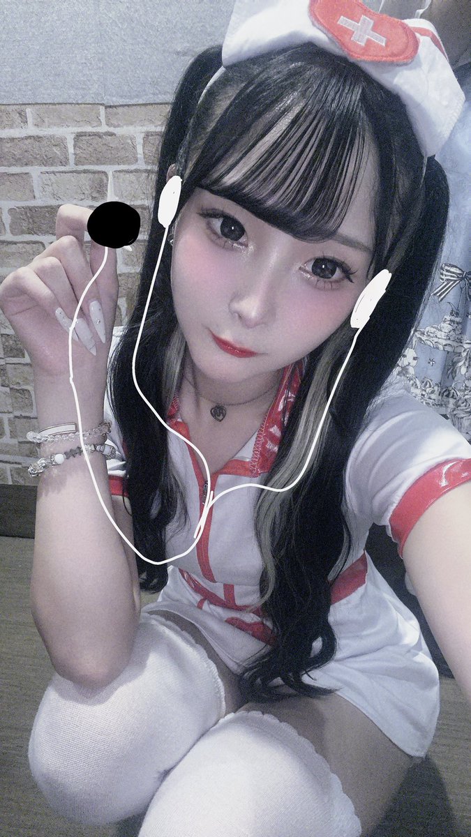 FicMiho's tweet photo. 君と僕二人きりICU💉❤︎ ͛⟡.⋆ https://t.co/pnfk8YtzA7