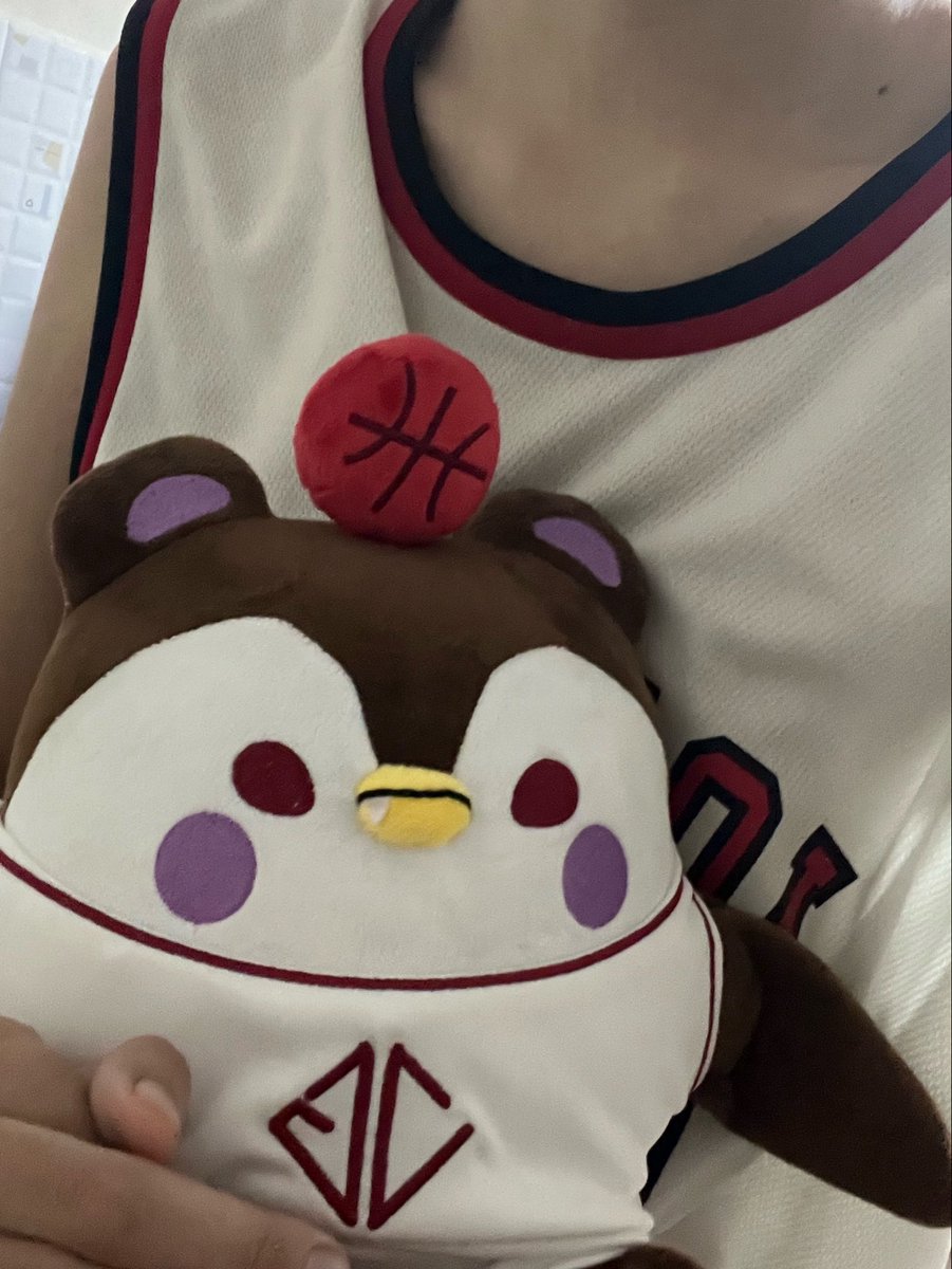 wangfei_popo's tweet photo. แฝด https://t.co/4kK6Y776IU