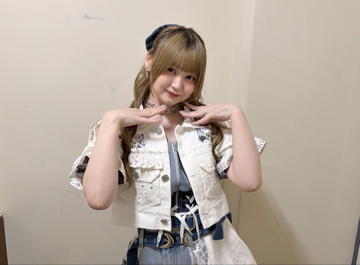 hina_staff's tweet photo. #大垣アニメ文化祭 
1部2部ともに出演させていただきました🩵
初の大垣、暖かく迎えていただきありがとうございました♩

🎧ソロパートセットリスト
1.最強？最高！Brave My Heart
2.I'm GAME!
3.Dear my Soleil

🎧矢野さんコラボセットリスト
1.ファンサ(cover)
2.ハートリコシェ https://t.co/R1J7Szkclg