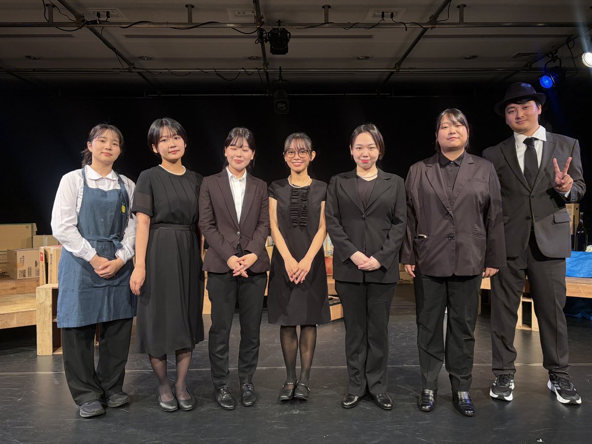 pan_reunion's tweet photo. 碧楽『ヤキニク。』 無事、全公演を終演いたしました。 たくさんの方に観ていただき
皆さまと同じ時間を共有できたことを
とても嬉しく思います。
また皆さまと劇場でお会いできますように。
観てくださった皆様
支えてくださった皆様
本当にありがとうございました！
#碧楽 #ヤキニク。🥩🐈‍⬛🦮🫏🐓🎩 https://t.co/0paZFejSg8