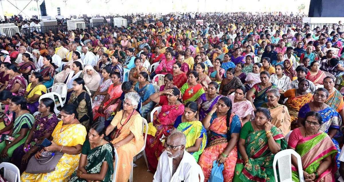 MadhavBJP's tweet photo. పేదల సొంతింటి కలను సాకారం చేయడంలో మరో కీలక ముందడుగు! 

ఆంధ్రప్రదేశ్‌లో PMAY-G 2.0 కింద 3 లక్షల ఇళ్ల నిర్మాణానికి గుంటూరు జిల్లా తెనాలి నియోజకవర్గంలోని బుర్రిపాలెంలో జరిగిన శంకుస్థాపన కార్యక్రమంలో కేంద్ర గ్రామీణాభివృద్ధి శాఖ మంత్రి శ్రీ @ChouhanShivraj గారు, గౌరవ ముఖ్యమంత్రి శ్రీ @ncbn గారు, కేంద్ర సహాయ మంత్రి @PemmasaniOnX గారు, రాష్ట్ర మంత్రి శ్రీ @mnadendla గారితో కలిసి పాల్గొనడం జరిగింది

అదే సమయంలో తెనాలి నియోజకవర్గంలో 3D కాంక్రీట్ ప్రింటింగ్ టెక్నాలజీతో 177 ఇళ్ల నిర్మాణానికి పైలట్ ప్రాజెక్ట్‌కు శ్రీకారం చుట్టడం విశేషం. ఆధునిక సాంకేతికతను వినియోగిస్తూ వేగవంతమైన, నాణ్యమైన గృహ నిర్మాణానికి ఇది నాంది.

ప్రతి పేద కుటుంబానికి సొంత ఇల్లు — సురక్షితమైన, గౌరవప్రదమైన జీవితం!

ప్రధాని శ్రీ @narendramodi గారి నాయకత్వంలో, ఆంధ్రప్రదేశ్‌లో కూటమి ప్రభుత్వాల సమన్వయంతో అభివృద్ధి మరింత వేగంగా ముందుకు సాగుతోంది.