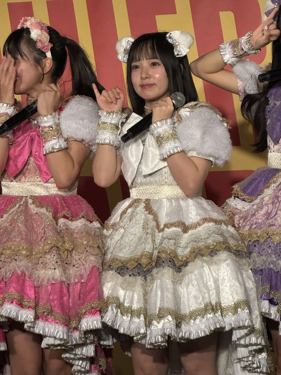 meipom1109's tweet photo. めいぽむ今日もかわいい🤍

リリイベファイナルお疲れ様でした！
メダル噛むふりするか悩んでたら、噛まないの？って聞いてくれて神😇

昨日今日と楽しい時間をありがと！
また来週🙌
#Appareやったれ横アリ0523
#めいぽむといっしょ https://t.co/9E4CIt31sy