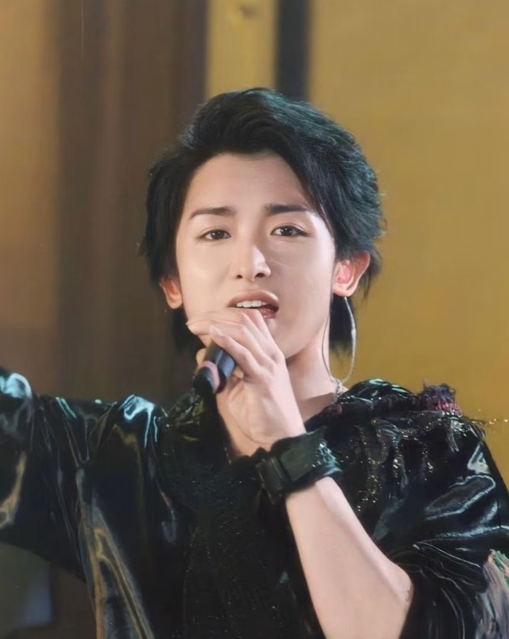 AraPt4eow's tweet photo. リーダー https://t.co/eN8HFwQfCk