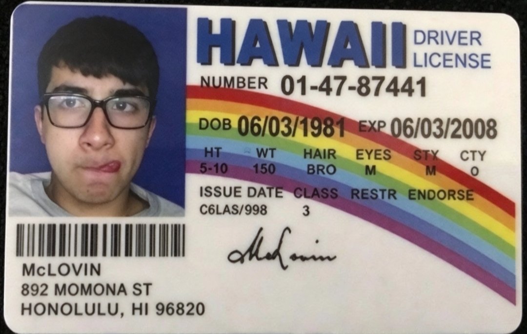 DAVIDTo00184062's tweet photo. @Demizero45_ Oigan creo que encontré a McLovin 👀🔫 https://t.co/MkFys3uuRy