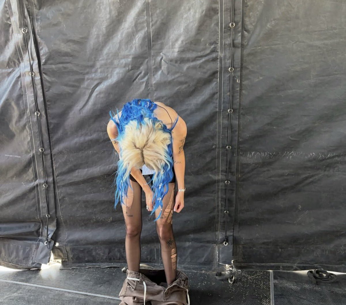 Dev0nAgain's tweet photo. 👖⬇️ https://t.co/zhTBxurlBj