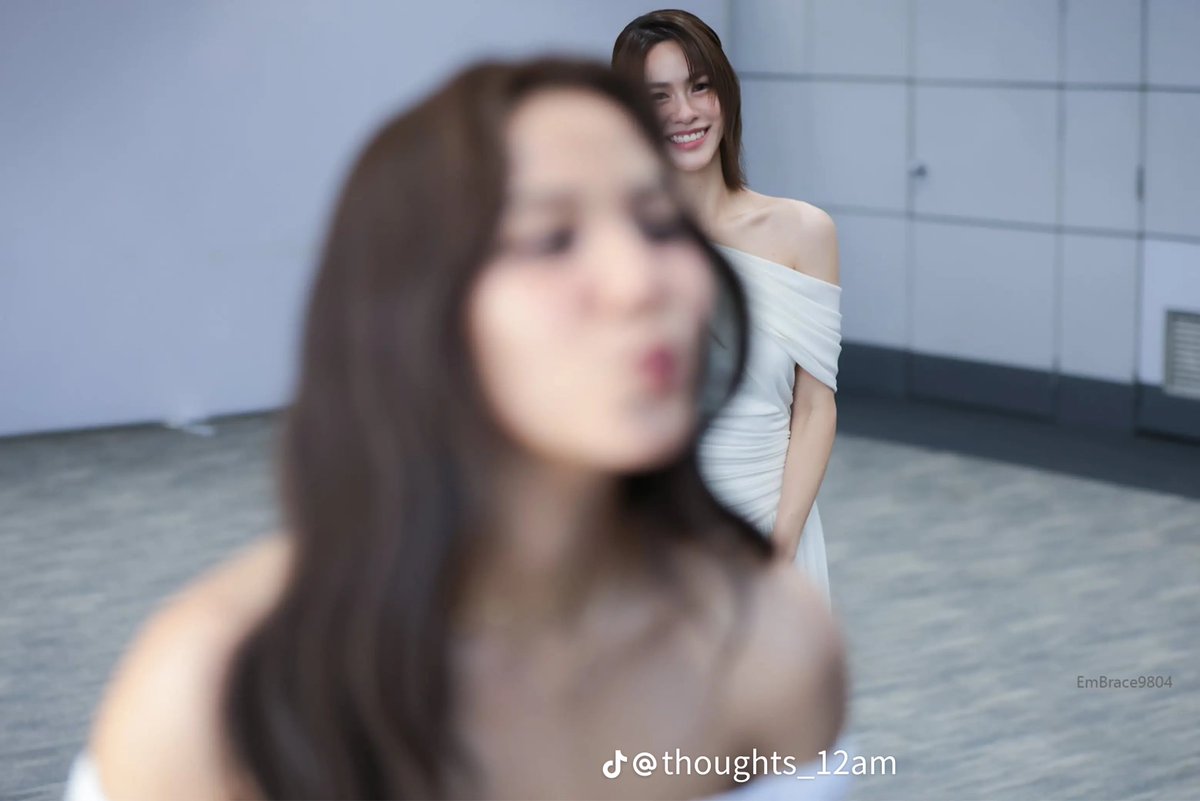 1ofmANYLunars's tweet photo. Emi always "🥰" everytime she look at her faen...#เอมี่บอนนี่ https://t.co/DW2ly3o47l